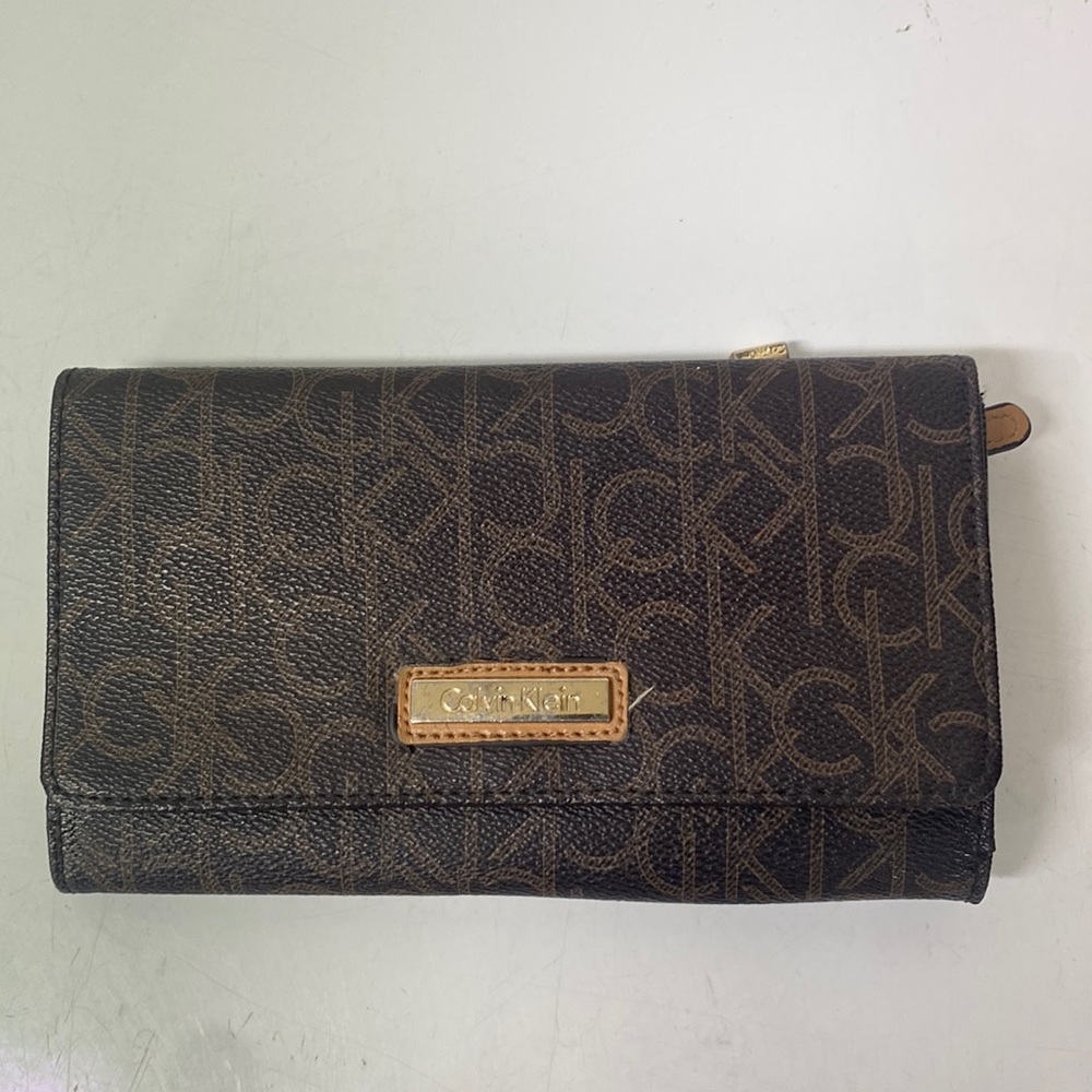 Calvin Klein Women’s Wallet